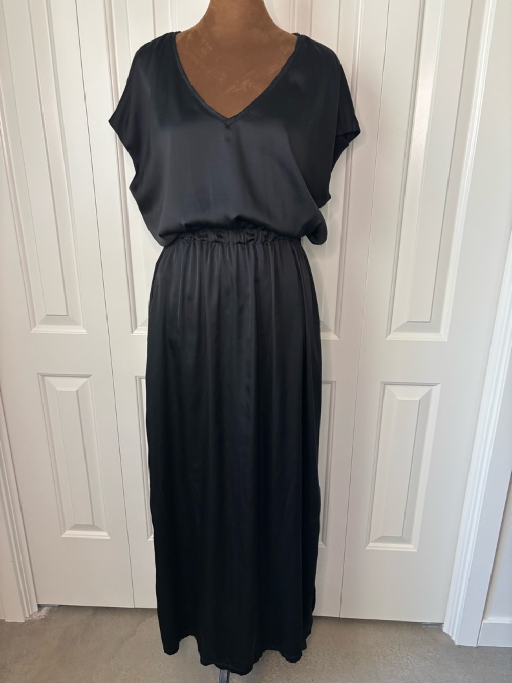 White House Black Market Classic Black Satin Front V-Neck Maxi Dress, Small